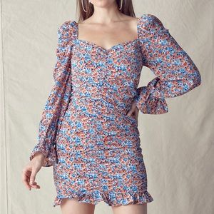 Blush J Women’s Size S Floral Ruched Sweetheart Neck Body-con Long Sleeve Dress